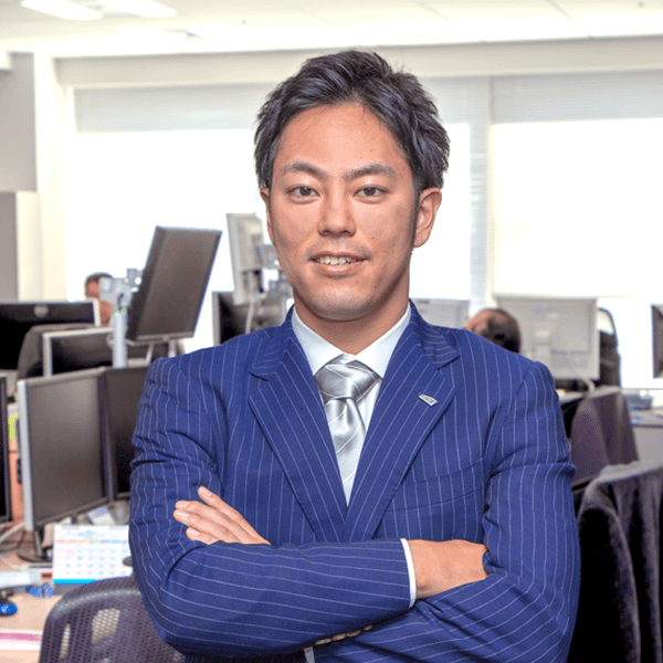 先輩社員の声